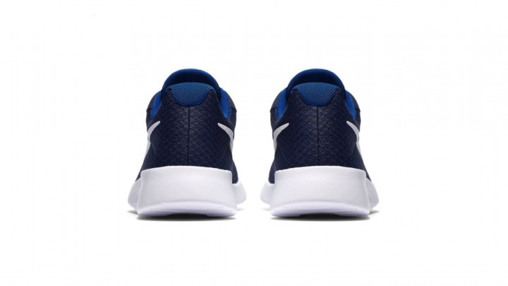 Nike Men Navy Blue Tanjun Sneakers